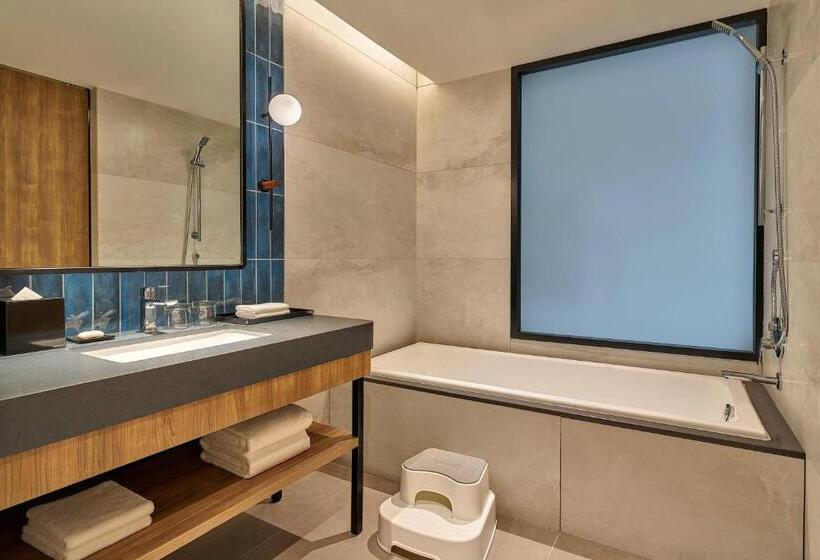 سوئیت خانواده 2 خوابه, Renaissance Kuala Lumpur Hotel & Convention Centre