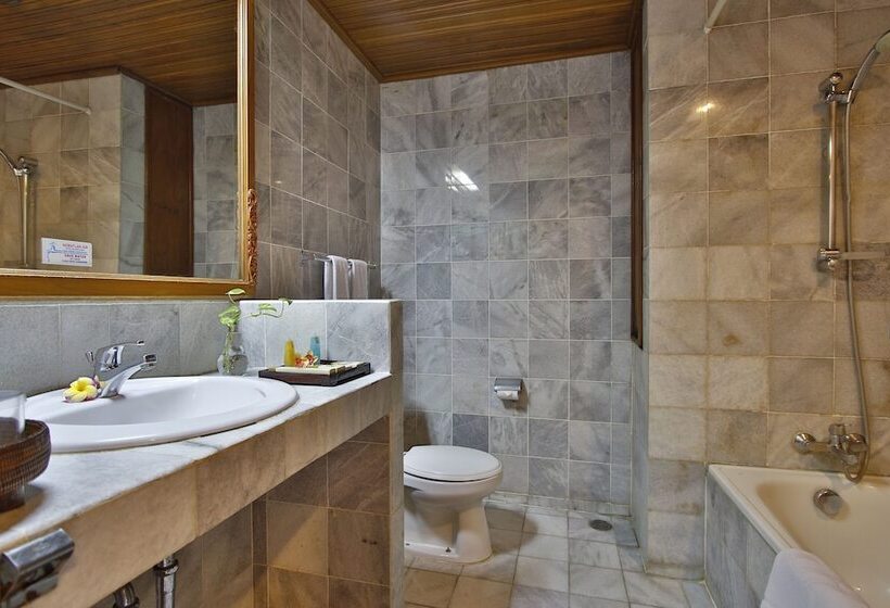Номер Стандарт Вид на Сад, Jayakarta Hotel Lombok