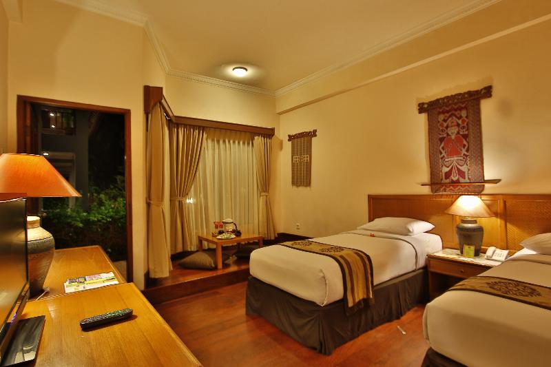 Номер Deluxe, Jayakarta Hotel Lombok
