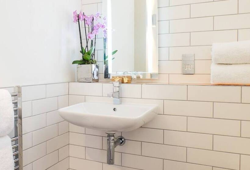 디럭스 스위트, The Berkeley Square Hotel Bristol