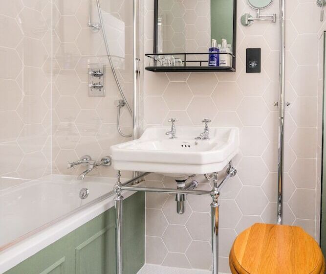 수피리어 룸, The Berkeley Square Hotel Bristol