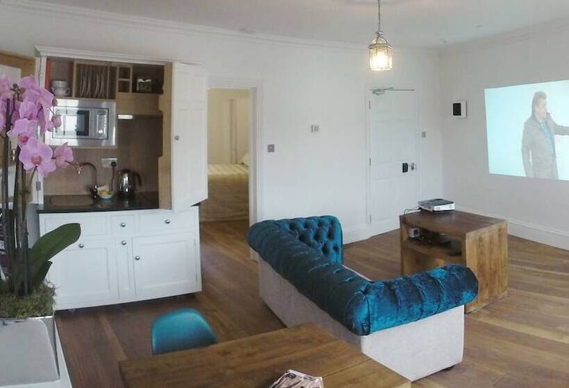 디럭스 스위트, The Berkeley Square Hotel Bristol
