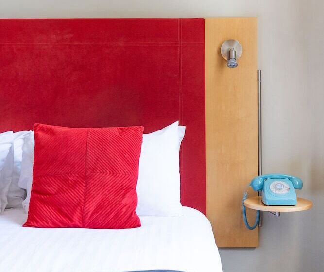 스탠다드 룸, The Berkeley Square Hotel Bristol
