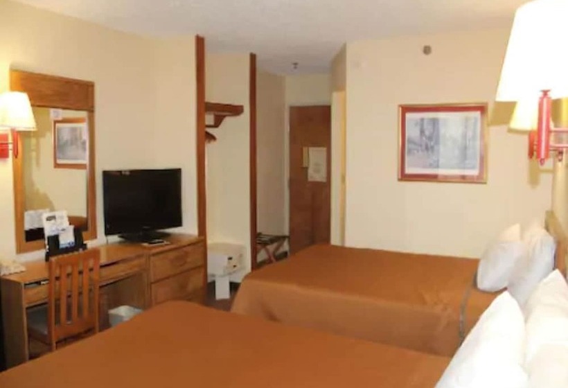 Номер Стандарт 2 Двуспальные Кровати, Travelodge By Wyndham Perry National Fairgrounds Area I 75