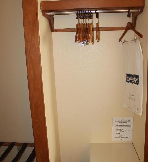 Номер Стандарт, Travelodge By Wyndham Perry National Fairgrounds Area I 75