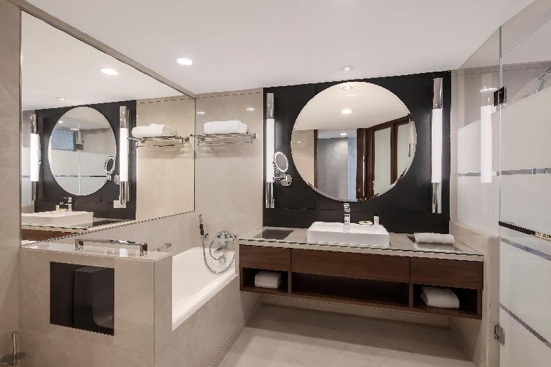 스탠다드 룸 킹사이즈 침대, Intercontinental Shanghai Pudong, An Ihg