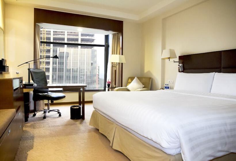 Номер Deluxe, Shangri La Shenzhen   Nearby Luohu Border, Outdoor Swimming Pool
