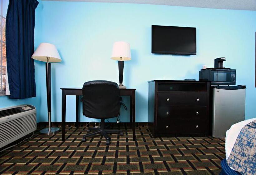 Номер Deluxe, Coratel Inn & Suites By Jasper Newton