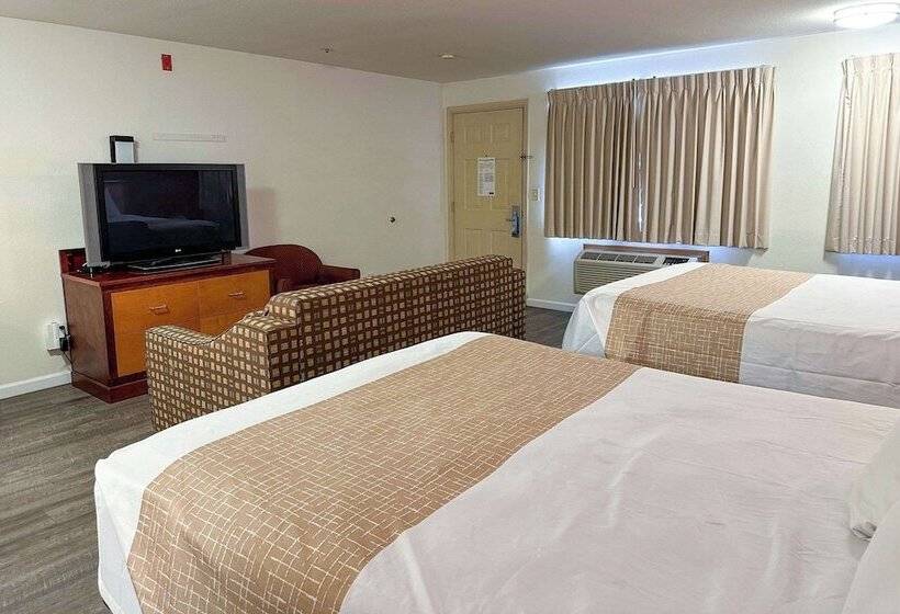 Люкс, Econo Lodge Edmonds North Seattle