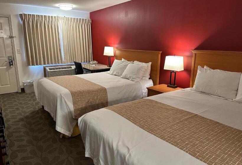Четырехместный Номер Стандарт, Econo Lodge Edmonds North Seattle