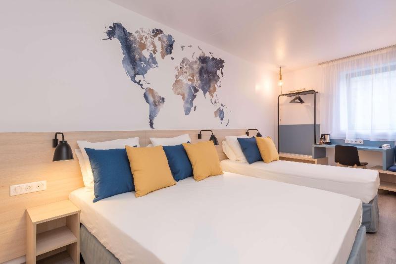 اتاق استاندارد سه نفره, Tulip Inn Antwerpen