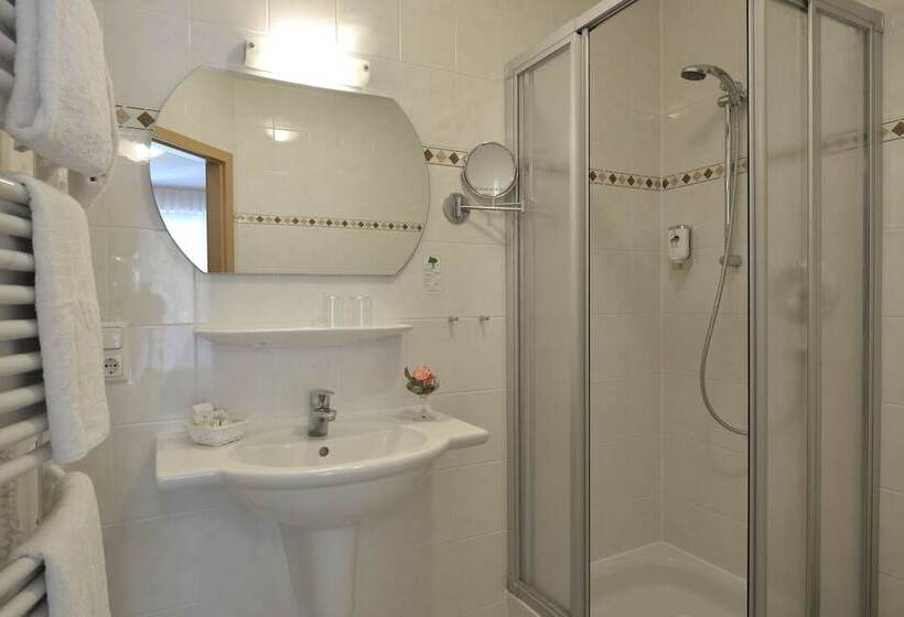 Номер Комфорт, Land Gut Hotel Zur Post
