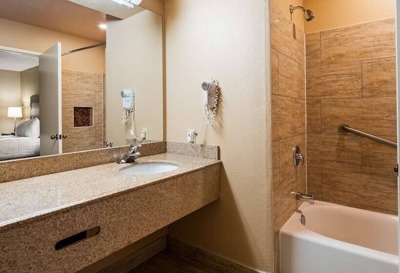 스위트, Best Western Escondido
