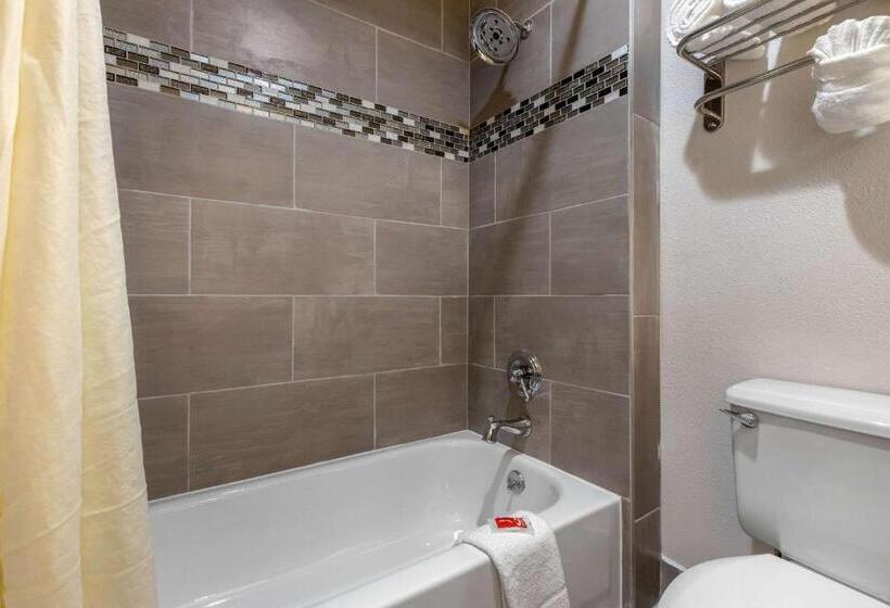 Quarto standard, Econo Lodge At The University