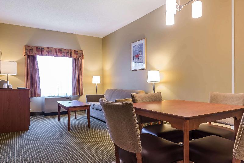 Люкс Кровать Кинг, Quality Inn & Suites