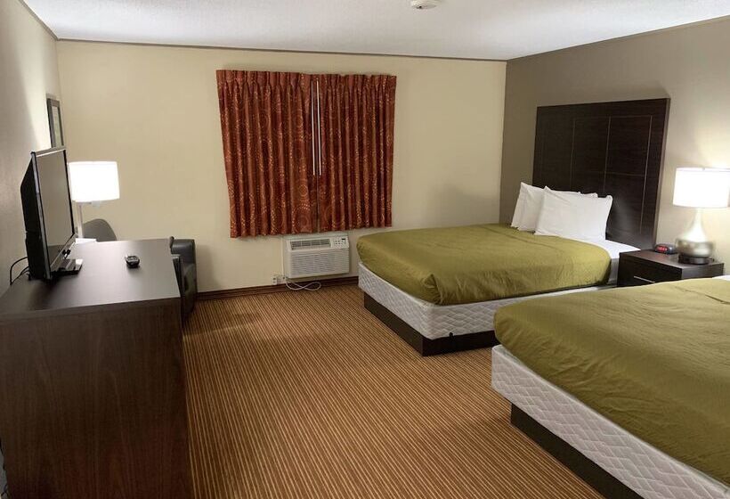 Номер Стандарт 2 Двуспальные Кровати, Econo Lodge Massena Hwy 37