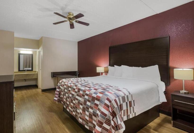 Номер Superior Кровать Кинг, Red Roof Inn & Suites Statesboro  University