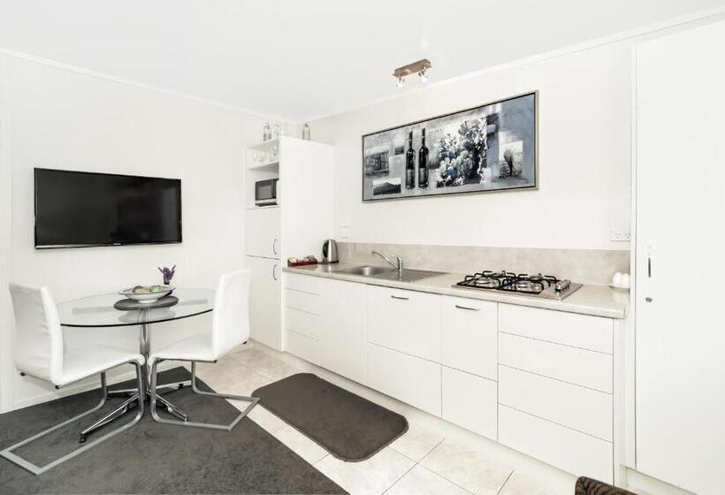 Апартаменты 1 Спальня, Coromandel Apartments