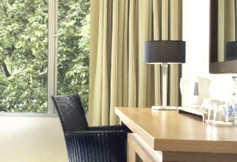 Номер Superior, Santika Bandung