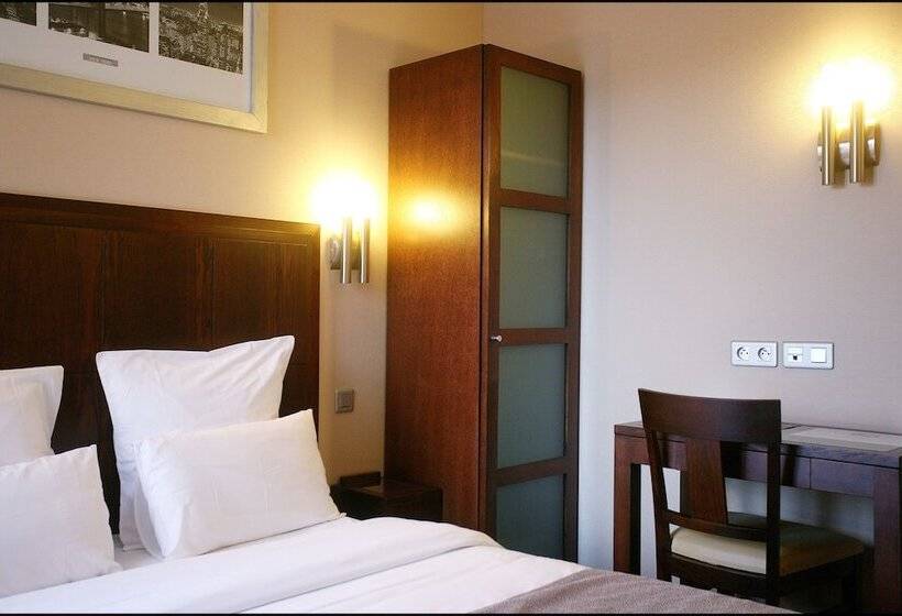 اتاق استاندارد یک نفره, Grand Hotel Francais