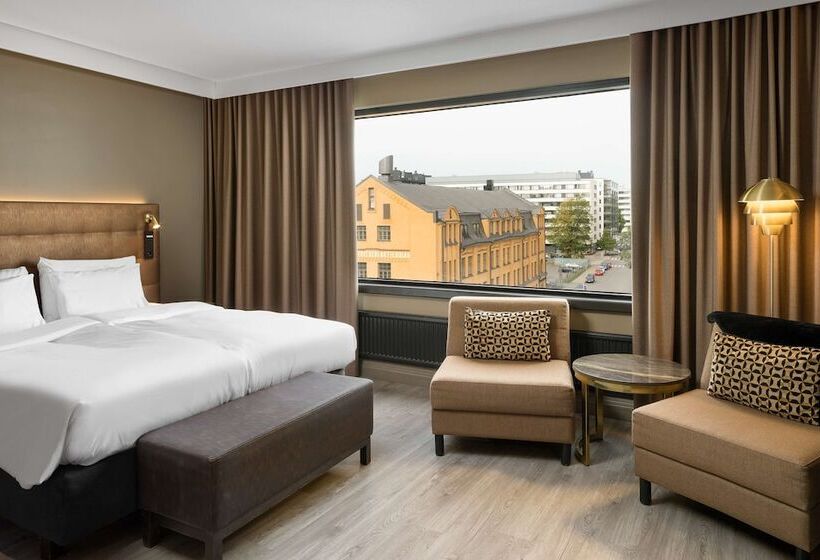Camera Superiore Vista Fiume, Radisson Blu Marina Palace Hotel, Turku