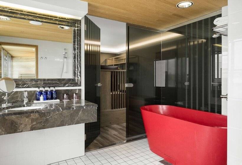 Президентский Люкс, Radisson Blu Marina Palace Hotel, Turku