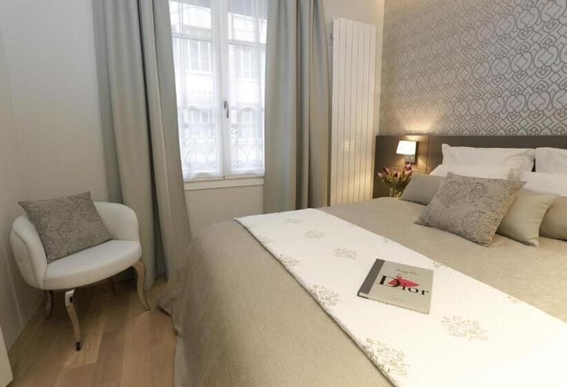 آپارتمان لوکس 1 خوابه, Roi De Sicile   Rivoli    Luxury Apartment