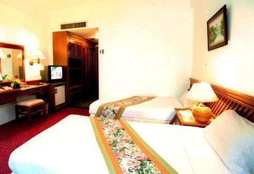 디럭스 룸, The Regency Hotel Hatyai