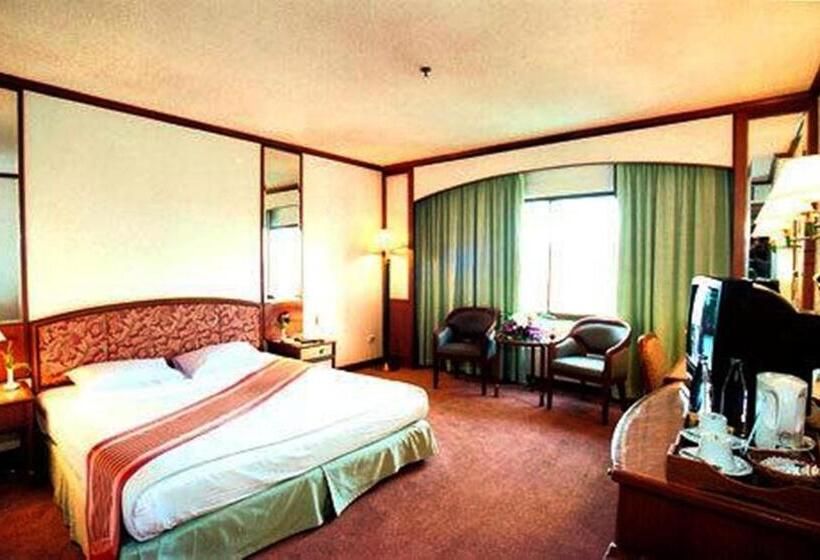 이그제큐티브 스위트, The Regency Hotel Hatyai