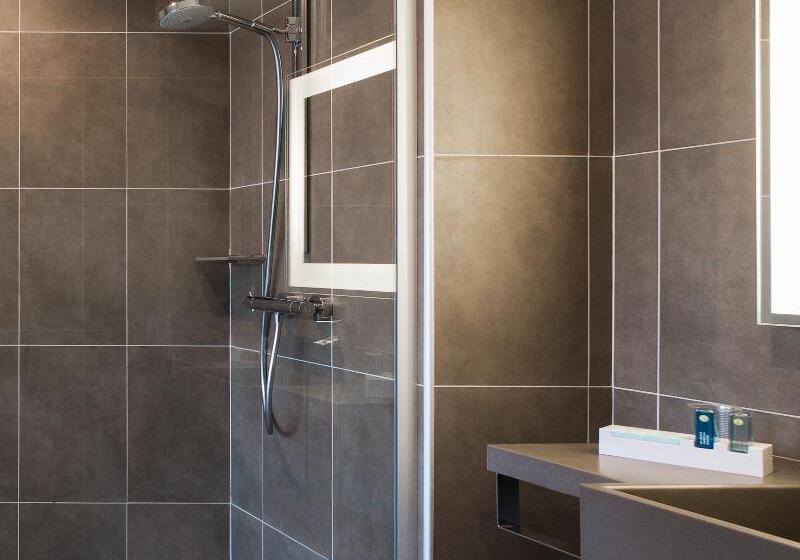 Номер Стандарт, Novotel Toulouse Centre Wilson