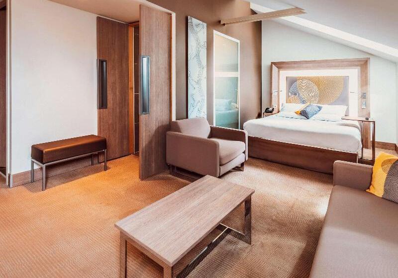 Номер Executive, Novotel Toulouse Centre Wilson