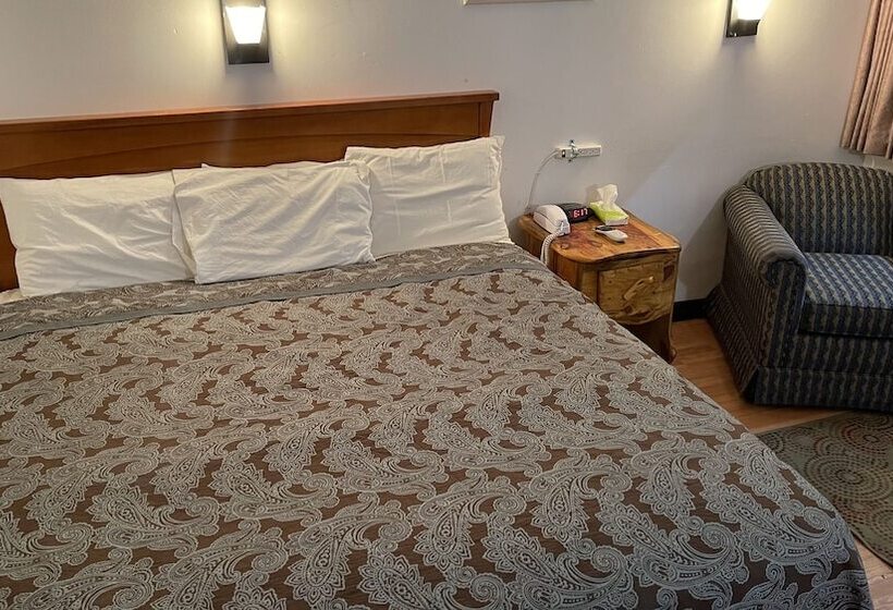 Номер Deluxe, Highlander Motel