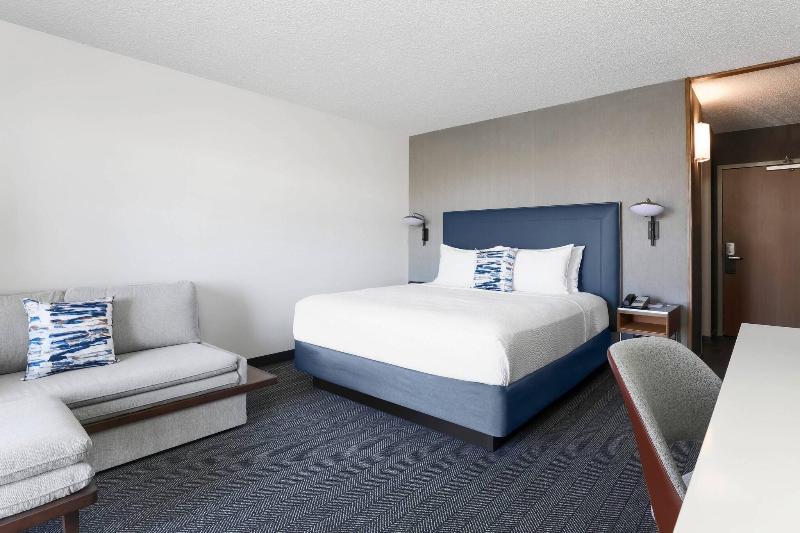 스탠다드 룸 킹사이즈 침대, Courtyard Tucson Airport
