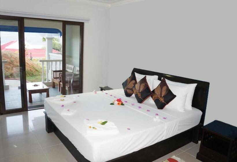اتاق لوکس با چشم‌انداز دریا, Le Relax Hotel And Restaurant