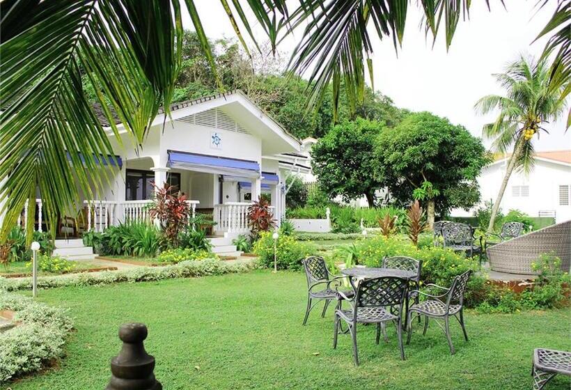 اتاق لوکس با چشم‌انداز دریا, Le Relax Hotel And Restaurant