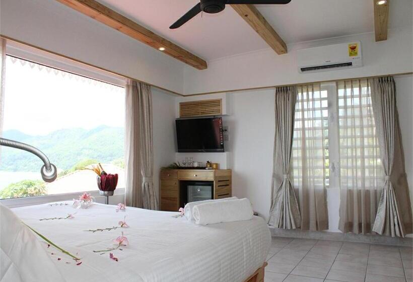 اتاق استاندارد با چشم‌انداز دریا, Le Relax Hotel And Restaurant
