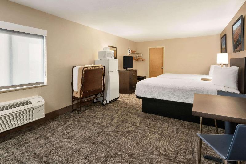 디럭스 스위트, Travelodge By Wyndham Lake Havasu