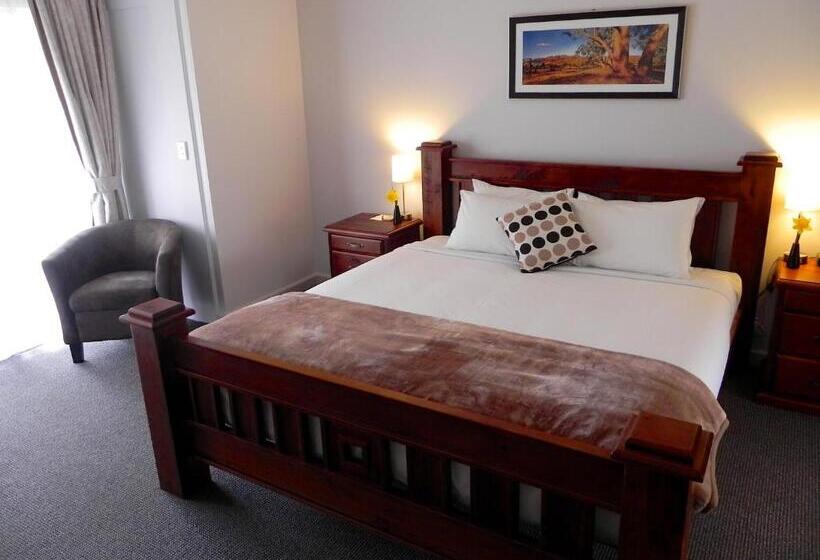 이그제큐티브 스위트 킹침대, Moore Park Inn