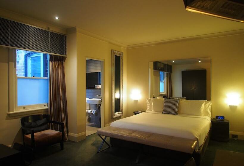 Номер Executive, Kirketon Hotel Sydney