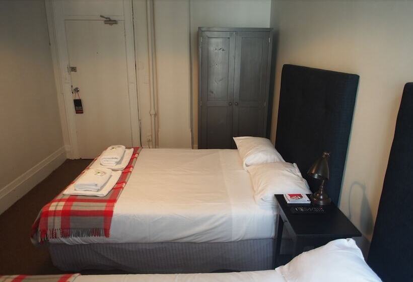 Трехместный Номер Стандарт Совместная Ванная, Grand Hotel Sydney