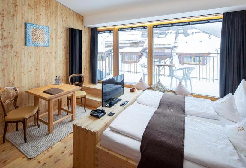 Номер Стандарт, Goldener Adler   Im Sommer Silvretta Card Premium Inkludiert