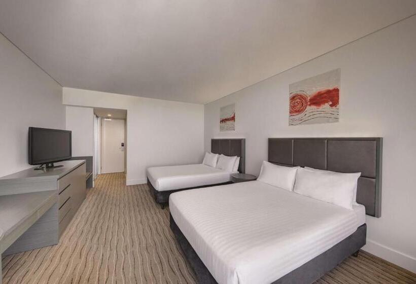 Семейный Номер Deluxe, Rendezvous Hotel Perth Scarborough