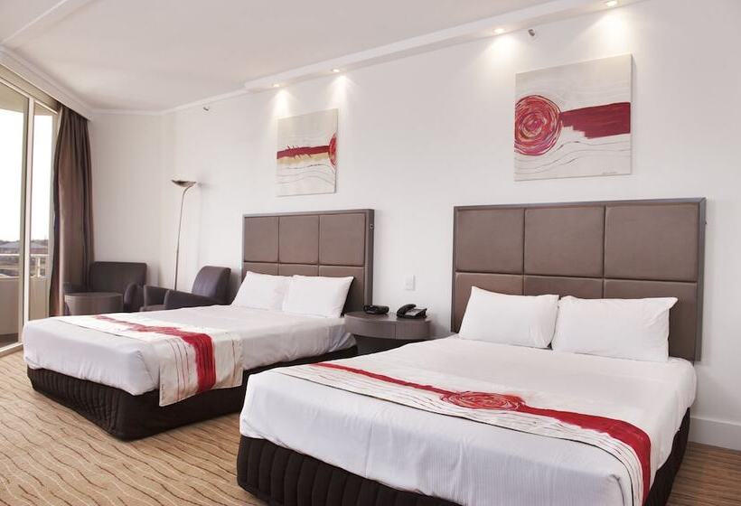 Семейный Номер, Rendezvous Hotel Perth Scarborough