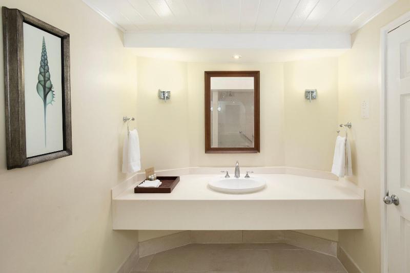 سوییت با چشم‌انداز باغ, Turtle Beach By Elegant Hotels   All Inclusive