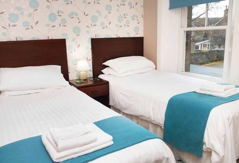 חדר משפחתי, Craigvrack Hotel & Restaurant