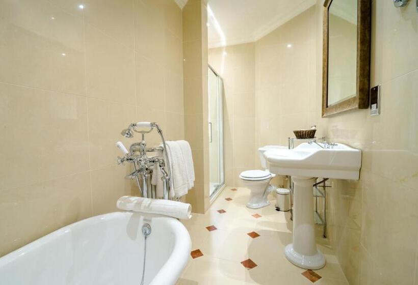 Дом 1 Спальня, Greywalls Hotel & Chez Roux