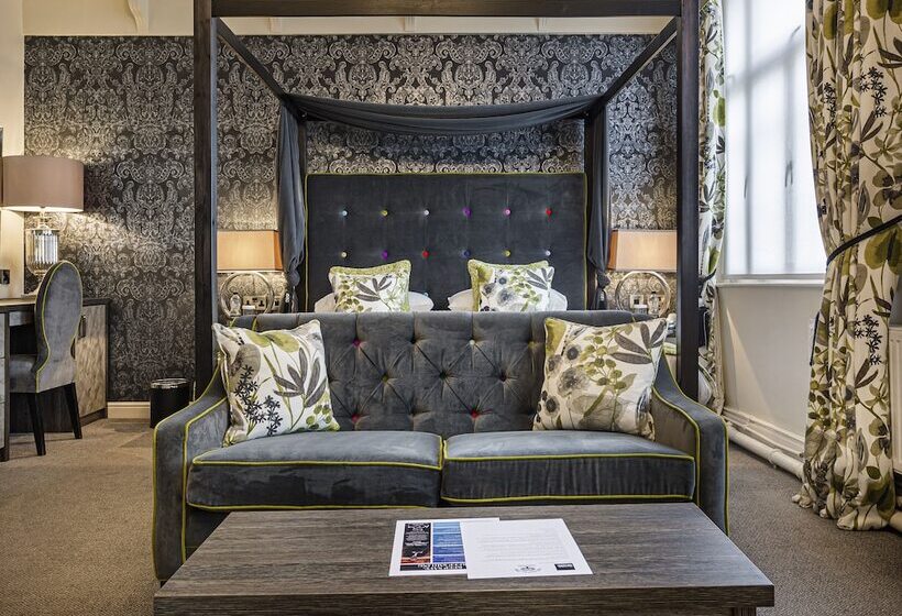 Люкс Повышенной Комфортности, The Royal Oak Hotel, Welshpool, Mid Wales