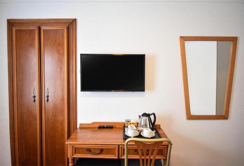 Quarto Deluxe, Pembridge Palace