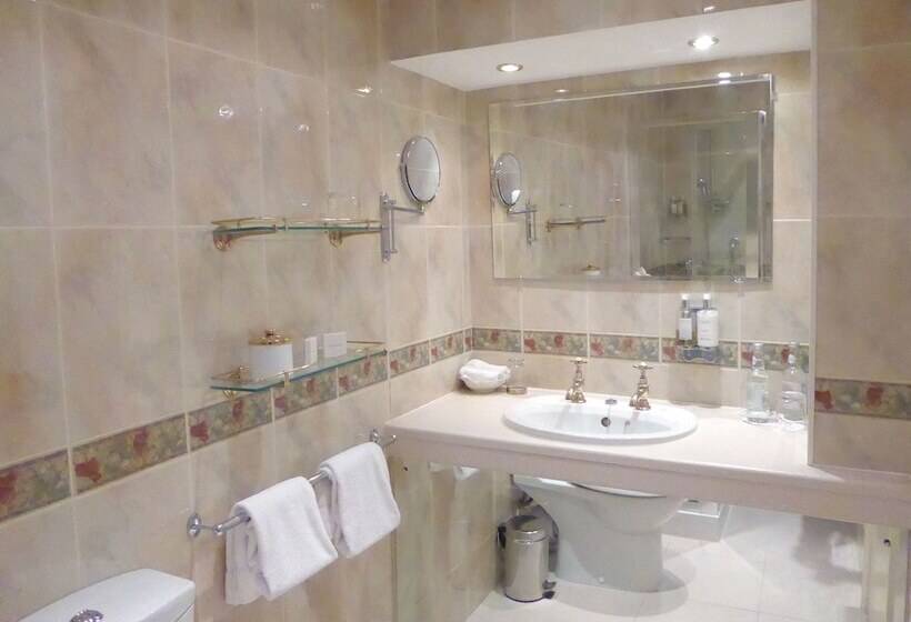 Номер Стандарт Трехместный, The Kennard Boutique Guesthouse