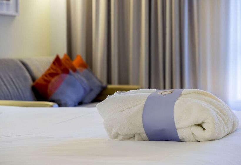 行政房间, Novotel Southampton